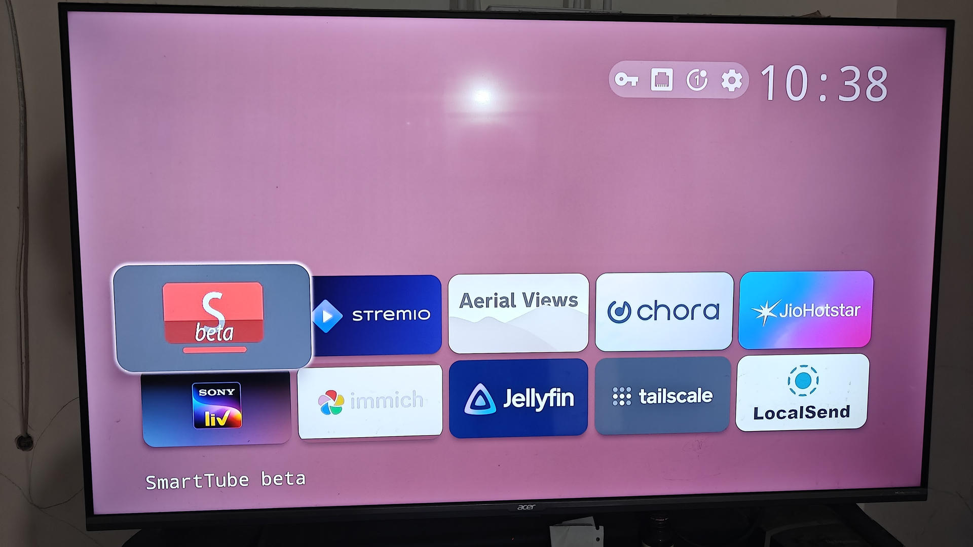 Acer Android TV running Projectivy Launcher